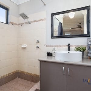 25 Jacqueline Street, Ashfield - Bayswater Border - Modern, Stylish 4 Bedroom Home  - Ideal for Couples, Professionals or Downsizers. - Image 14