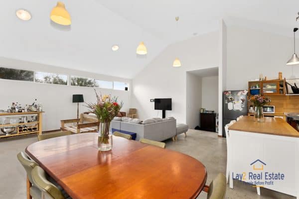 16 Coombe Street Bayswater 6053 - (NOW "SOLD") Extended 1950's Bayswater Classic - Image 11