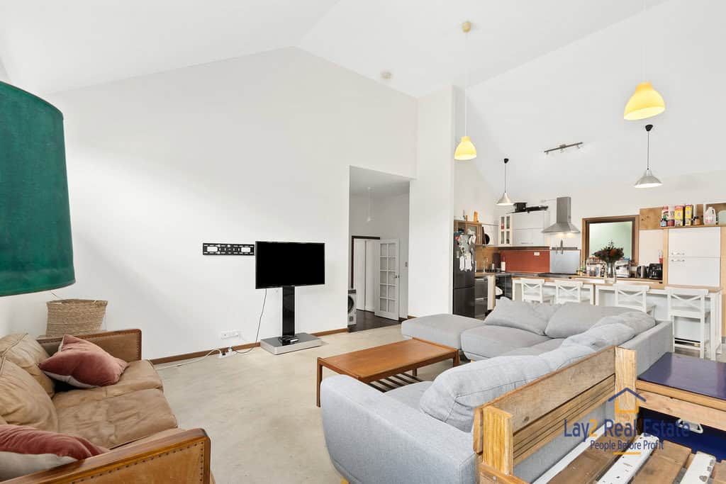 16 Coombe Street Bayswater 6053 - (NOW "SOLD") Extended 1950's Bayswater Classic - Image 8
