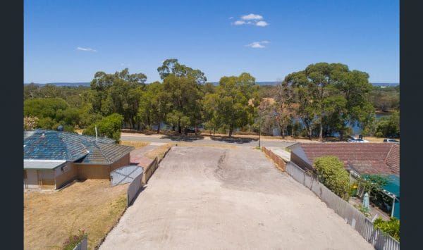 21 Ashfield Parade - Large 764sqm Block in 5 Star Location - Image 9