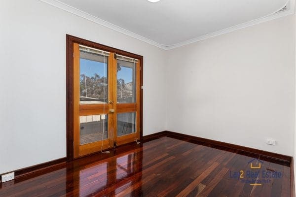127 Whatley Crescent Bayswater 6053 - Stroll to Bayswater Village Precinct in Minutes! - Image 11
