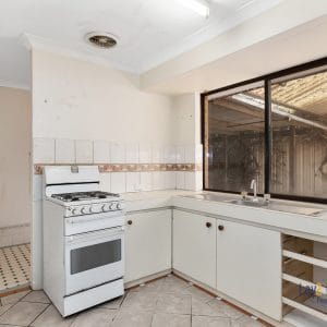 26B Colwyn Road Bayswater 6053 - Brick 3 Bedroom Duplex Half on 381sqm Block. - Image 7