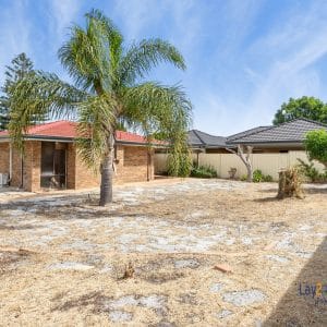 26B Colwyn Road Bayswater 6053 - Brick 3 Bedroom Duplex Half on 381sqm Block.