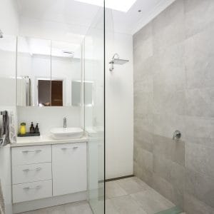 6 Kitchener Avenue Bayswater 6053 - Big Block, Great Location, Comfortable Home - Image 15