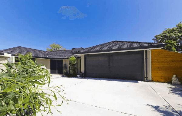 24A Colwyn Road Bayswater WA 6053 - Truly Unique 4 Bed, 4 Bath, 2 Living Areas!