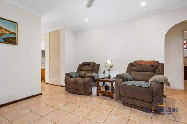 2 Wicks Street Eden Hill 6054 - Affordable 4 Bedroom x 2 Bath on 691sqm Block - Image 5