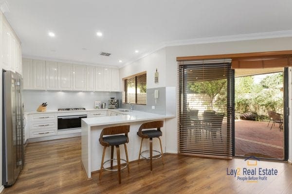 12 Jacqueline Street Bayswater WA 6053 - It's Beautiful Inside and Out. 3 Bed, 2 Bath, 2 Living Areas. - Image 8