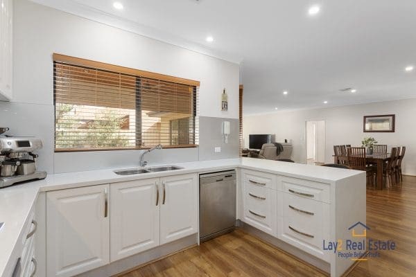12 Jacqueline Street Bayswater WA 6053 - It's Beautiful Inside and Out. 3 Bed, 2 Bath, 2 Living Areas. - Image 6