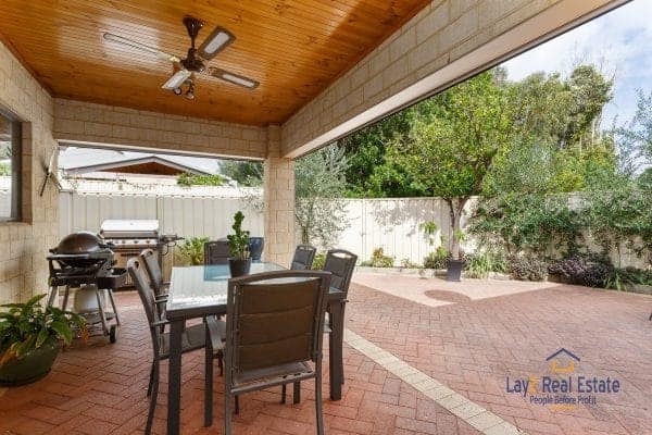 12 Jacqueline Street Bayswater WA 6053 - It's Beautiful Inside and Out. 3 Bed, 2 Bath, 2 Living Areas. - Image 15