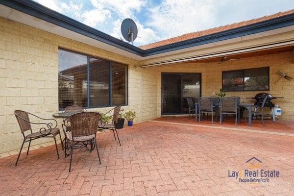 12 Jacqueline Street Bayswater WA 6053 - It's Beautiful Inside and Out. 3 Bed, 2 Bath, 2 Living Areas. - Image 16