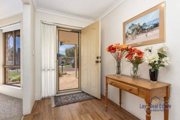 3 Lake Edge Court Gwelup - Comfortable Starter Home - Image 3