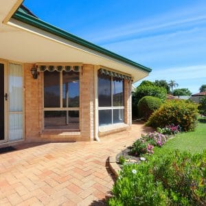 Alternative view of 3 Lake Edge Court Gwelup - Comfortable Starter Home