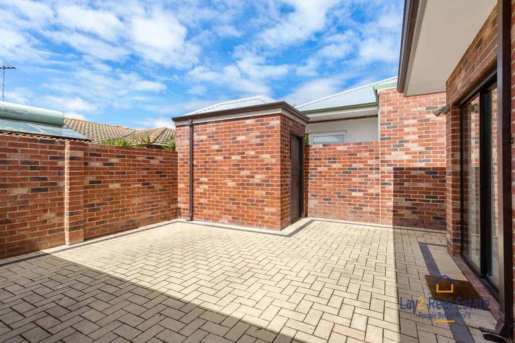 30 Cobden Street Bayswater WA 6053 - Modern 2014 Built Spacious 2 Storey Home - Image 16