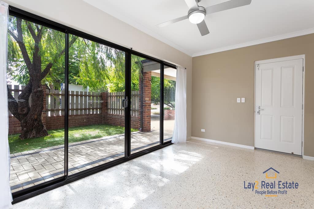 30 Cobden Street Bayswater WA 6053 Modern 2014 Built Spacious 2