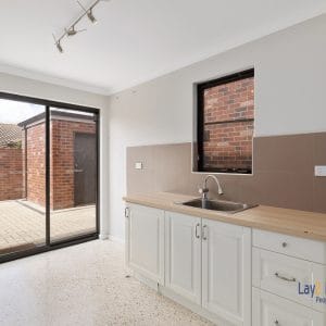 30 Cobden Street Bayswater WA 6053 - Modern 2014 Built Spacious 2 Storey Home - Image 17