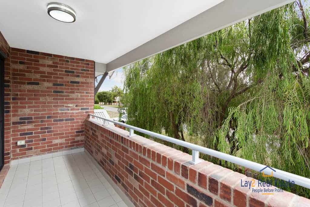 30 Cobden Street Bayswater WA 6053 - Modern 2014 Built Spacious 2 Storey Home - Image 25
