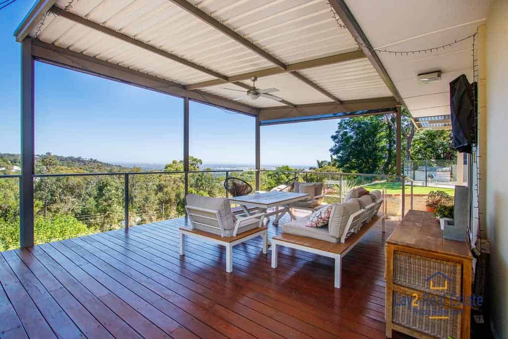 34 Landor Road Gooseberry Hill WA 6076 Unique 4 Bedroom Home with Pool and Magnificent Valley and Coastal Views - Image 9