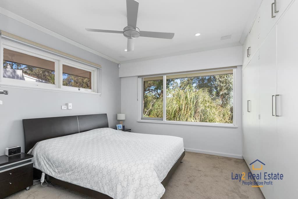 34 Landor Road Gooseberry Hill WA 6076 Unique 4 Bedroom Home with Pool and Magnificent Valley and Coastal Views - Image 20