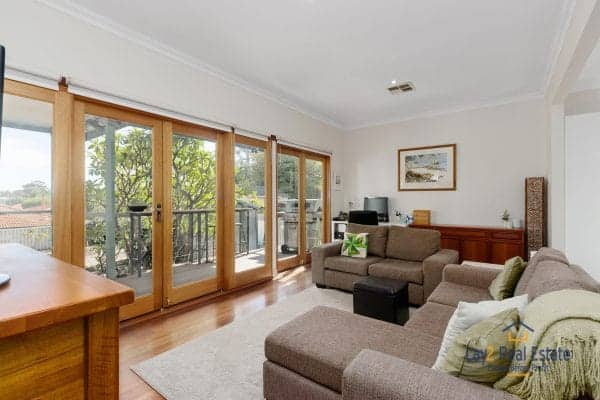 43 May Street Bayswater WA 6053. Restored Character on 698sqm Duplex Potential Block. - Image 5