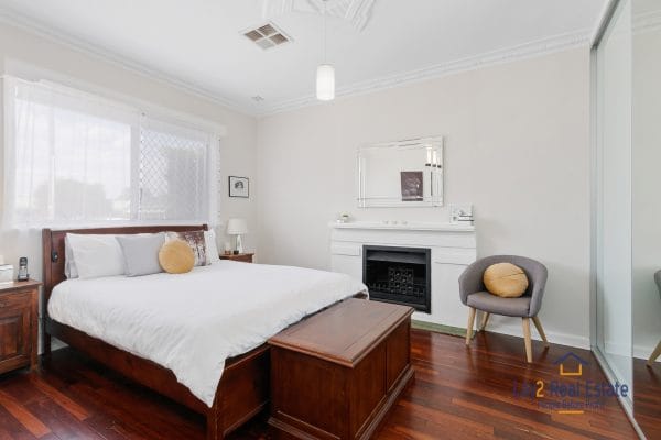 43 May Street Bayswater WA 6053. Restored Character on 698sqm Duplex Potential Block. - Image 12