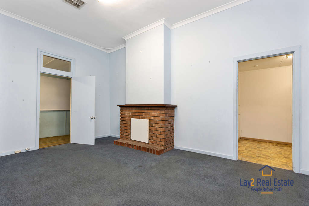 11 Murray Street Bayswater WA 6053. Unrenovated Circa 1918 Character. - Image 8