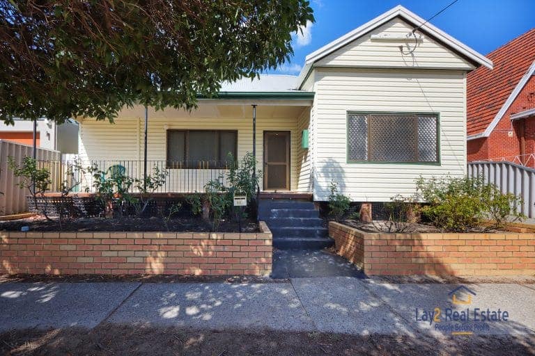 11 Murray Street Bayswater. Central Bayswater Character home for sale.