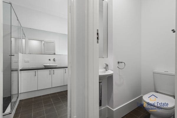 2 Slade Street Bayswater WA 6053 Rare Old World Charm with Modern Conveniences - Image 25