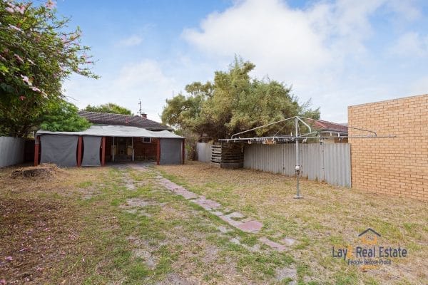 365 Crawford Road Inglewood WA 6052 Antiquated Brick Bungalow Needs Love! - Image 16