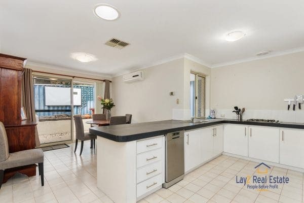 5/18 Nolan Place, Bayswater WA 6053. Spacious Affordable 3 Bedroom Villa - Image 7