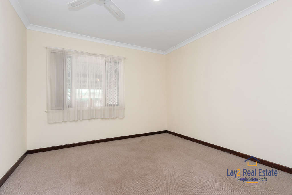 60 Railway Parade Bayswater WA 6053. Large 1006sqm Block. Big 1960's Home + Development Potential - Image 14