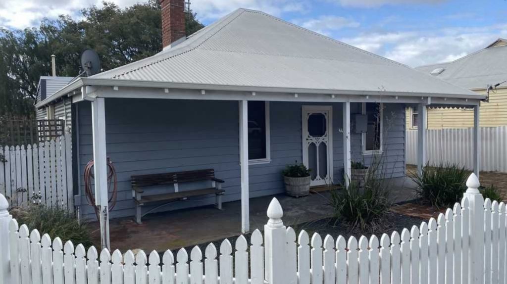 Home Open May 8th 64 Railway Parade Bayswater WA. Image of the front of a two bedroom Circa 1920s weatherboard cottage for sale in Bayswater WA by Lay2 Real Estate.