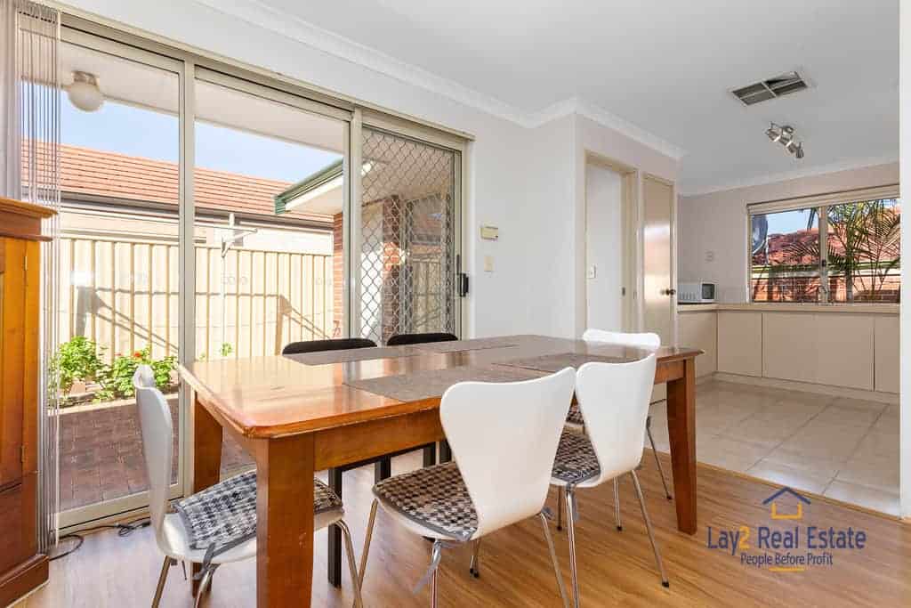 3/2 Raleigh Road Bayswater WA 6053 Modern 3 Bedroom Villa in Small Group, Bayswater Wa 6053 Modern 3 Bedroom Villa In Small Group - Thumbnail 8