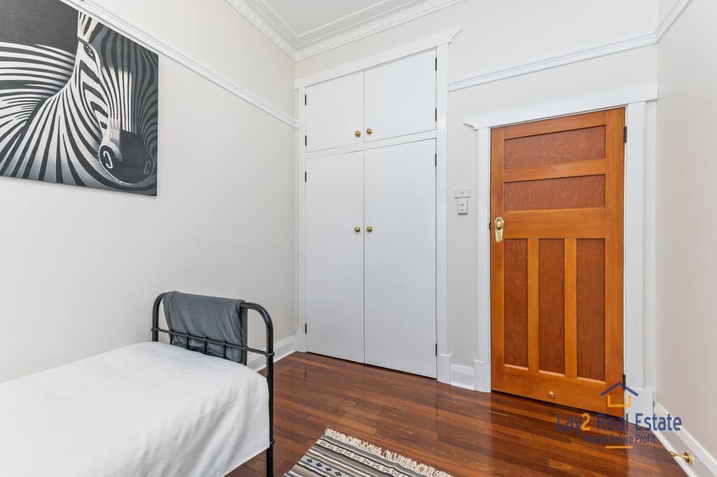 33 Roberts Street Bayswater WA 6053. Extended 1940's Classic Brick and Tile Character Residence - Image 22
