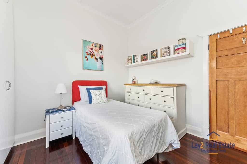 33 Roberts Street Bayswater WA 6053. Extended 1940's Classic Brick and Tile Character Residence - Image 23