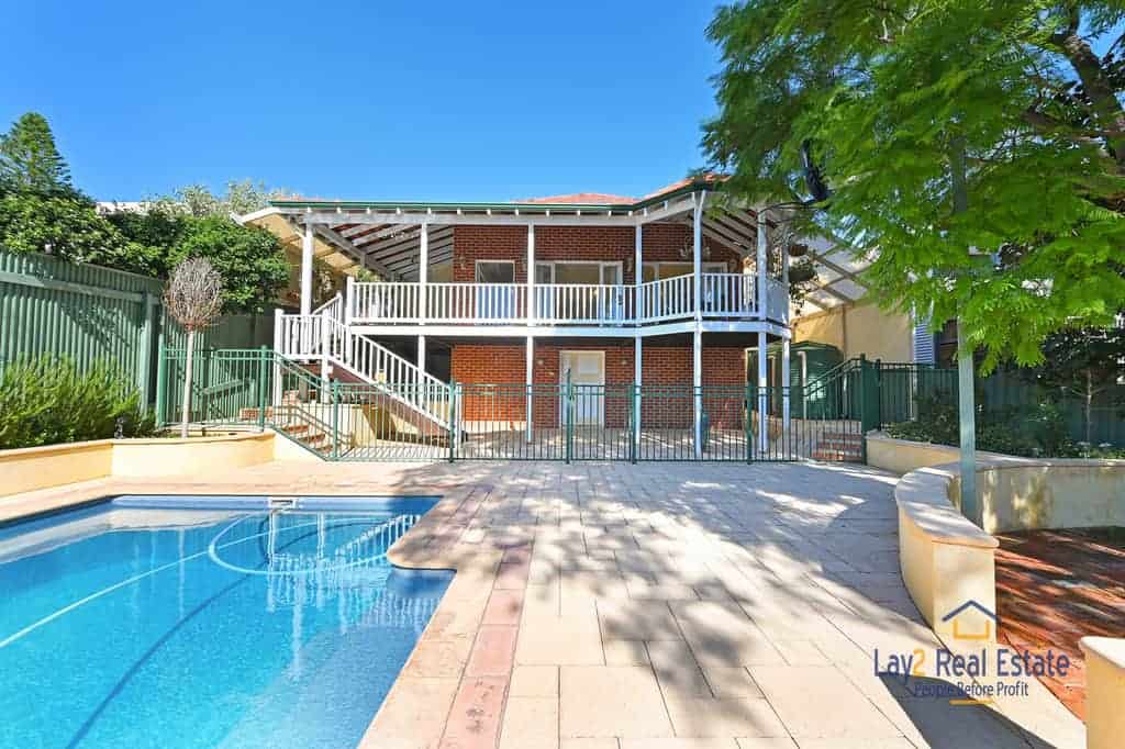 33 Roberts Street Bayswater WA 6053. Extended 1940's Classic Brick and Tile Character Residence - Image 34