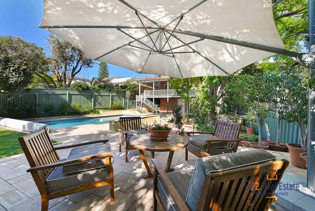 33 Roberts Street Bayswater WA 6053. Extended 1940's Classic Brick and Tile Character Residence - Image 36