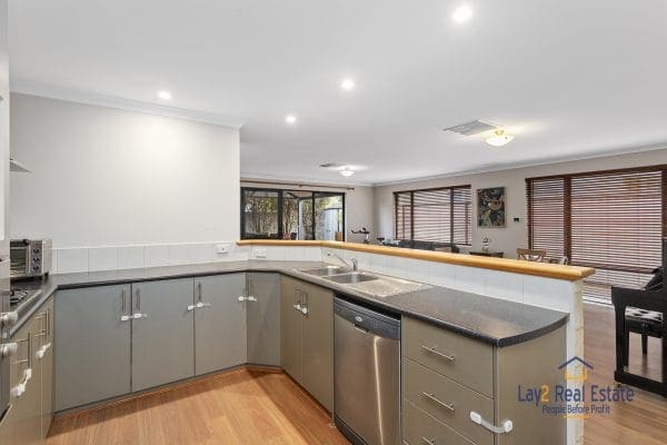 6A Warren Avenue Bayswater WA 6053 Beautifully Presented Green Title Home on 455sqm - Image 8