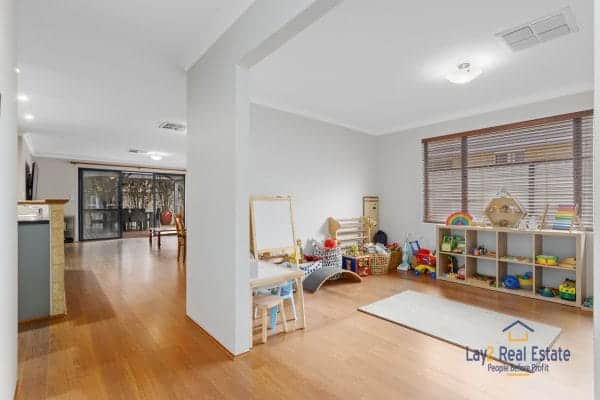 6A Warren Avenue Bayswater WA 6053 Beautifully Presented Green Title Home on 455sqm - Image 5