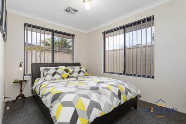 33 Katanning Street Bayswater WA 6053. Spacious 4 Bed 2 Bath Family Home on 493sqm Block. - Image 11