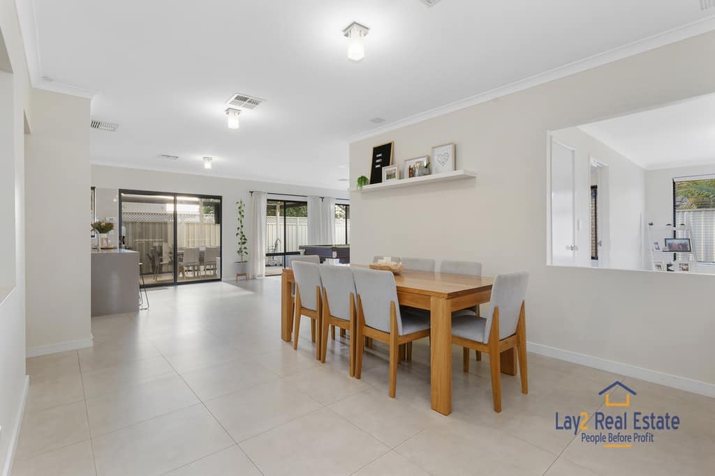 33 Katanning Street Bayswater WA 6053. Spacious 4 Bed 2 Bath Family Home on 493sqm Block., Bayswater Wa 6053. Spacious 4 Bed 2 Bath Family Home On 493sqm Block. - Thumbnail 4