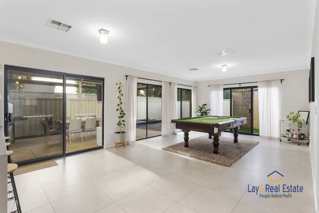 33 Katanning Street Bayswater WA 6053. Spacious 4 Bed 2 Bath Family Home on 493sqm Block., Bayswater Wa 6053. Spacious 4 Bed 2 Bath Family Home On 493sqm Block. - Thumbnail 5