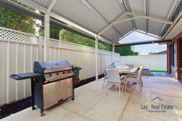 33 Katanning Street Bayswater WA 6053. Spacious 4 Bed 2 Bath Family Home on 493sqm Block. - Image 14