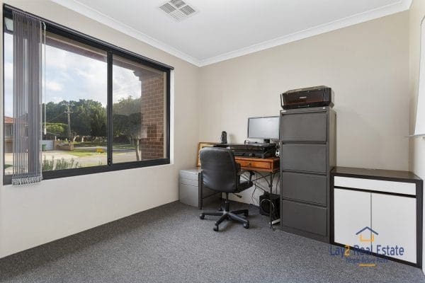 33 Katanning Street Bayswater WA 6053. Spacious 4 Bed 2 Bath Family Home on 493sqm Block. - Image 13