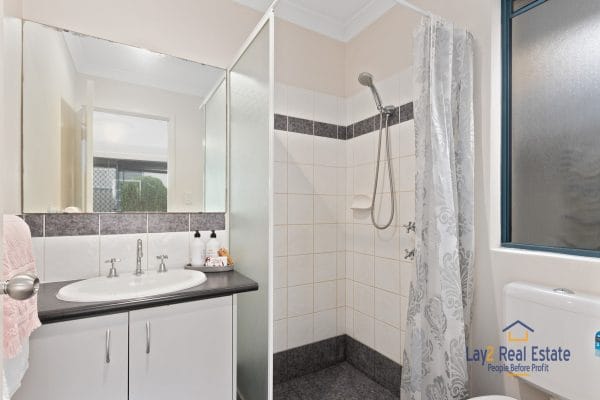 36A Toowong Street, Bayswater WA 6053 - Light, Bright and Spacious 4 Bedroom 2 Bathroom Home - Image 9