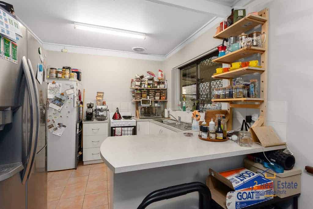 45 King William Street Bayswater WA 6053 Large 6 Bedroom 3 Bathroom in Village Precinct! - Image 8