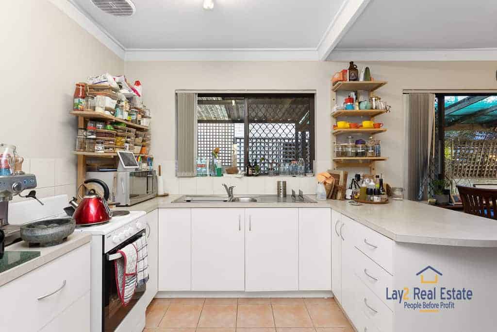 45 King William Street Bayswater WA 6053 Large 6 Bedroom 3 Bathroom in Village Precinct! - Image 10