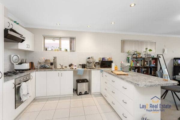 45 King William Street Bayswater WA 6053 Large 6 Bedroom 3 Bathroom in Village Precinct! - Image 14