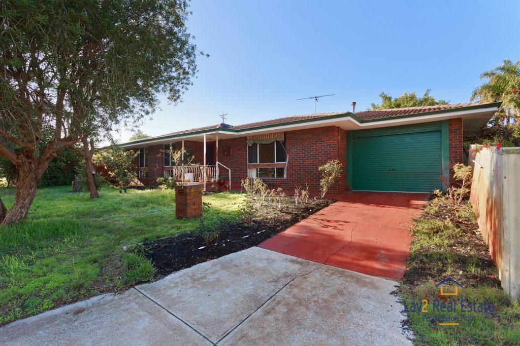 Find Property Bayswater Noranda - front of 54 Essex Street Bayswater image - property for sale by
