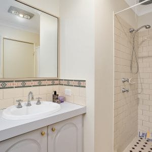 7/39 Langley Road Bayswater WA 6053 - Elevated 3 Bed 2 Bath Town House! - Image 13