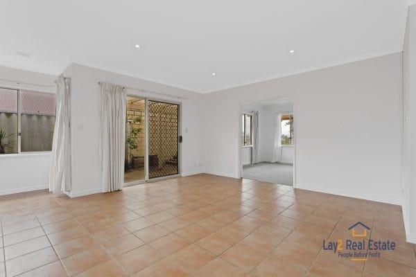 12C Anzac Street Bayswater WA 6053 Modern 3 Bed Home Spacious Inside and Out! - Image 7